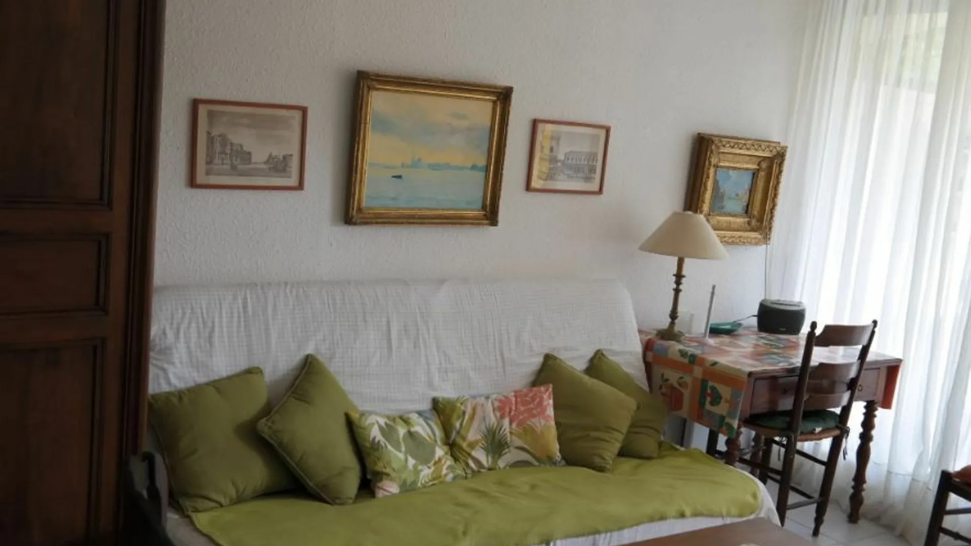 Studio In Saint-Tropez, With Wonderful Park View, Terrace, Pool Access 0*, Saint-Tropez Fransa